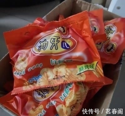 哥哥|岁月不饶人7种暴露年龄的零食,全吃过的都从小哥哥变成大叔了