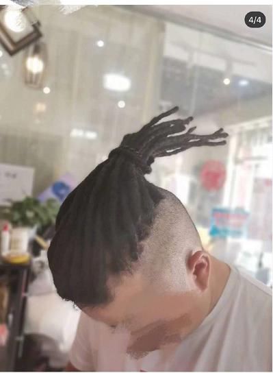  路上|“村口路上的标记是干嘛用的？”哈哈哈哈哈...把它全涂了会有人找你的！