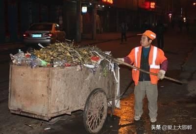  睡梦中|凌晨04:30，发生在邯郸街头的一幕！