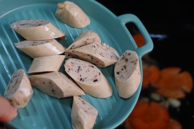  胡萝卜|天热不想做饭，5分钟一盘菜，简单又滋补，老少都爱吃