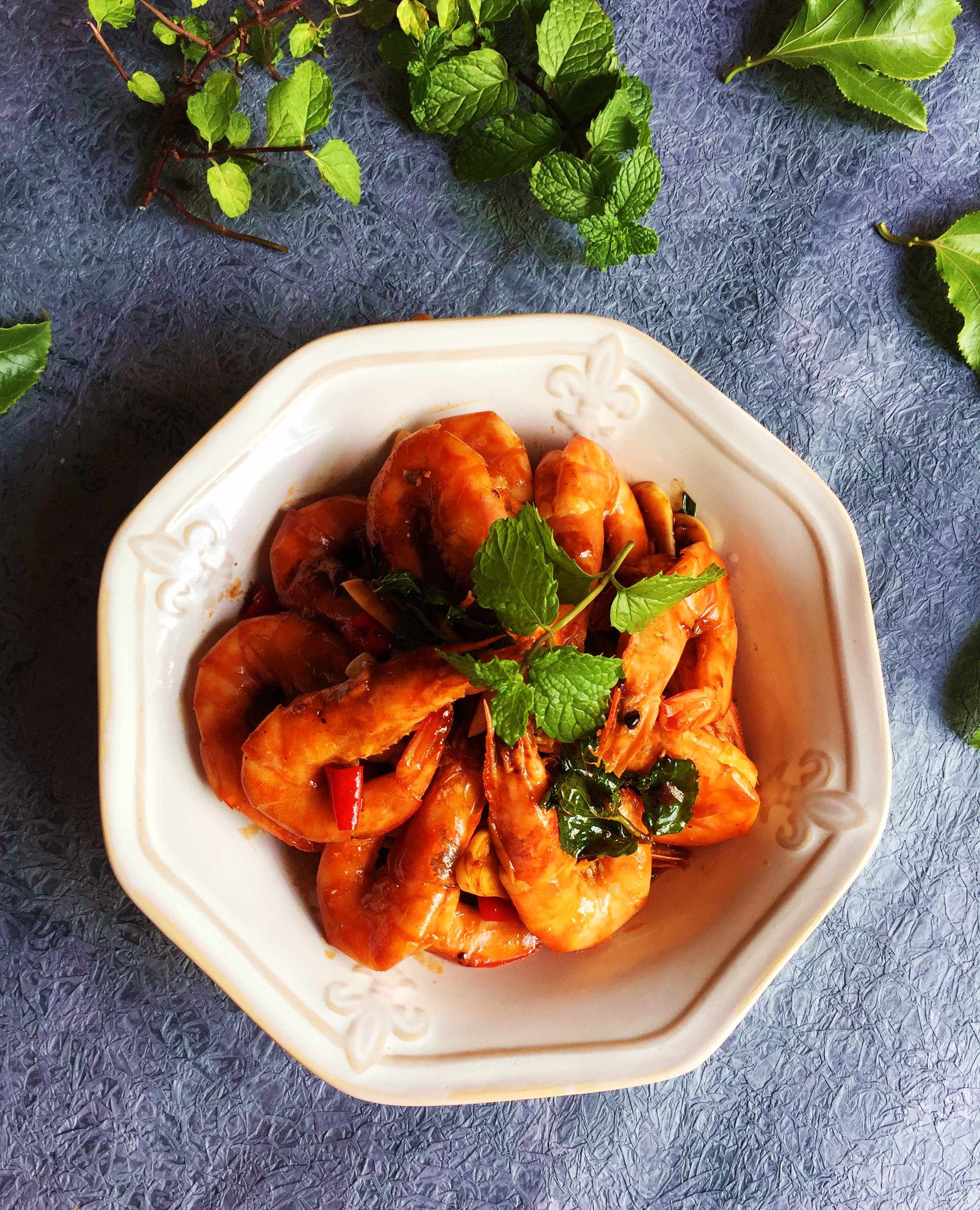 不剩|入秋后,吃鸡吃鸭不如多吃这肉,鲜美易消化,烧一盘连汤汁也不剩