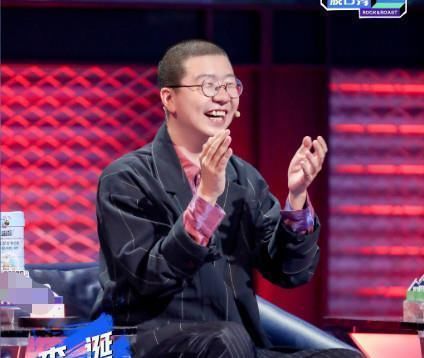  出局|《脱口秀大会》“一姐”思文第一轮爆冷出局，疑是离婚内幕