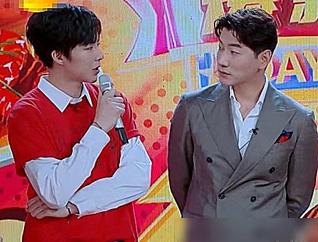 张亮|刘宇宁张亮同台录制《天天向上》,两人站一块后,真实身高太明显