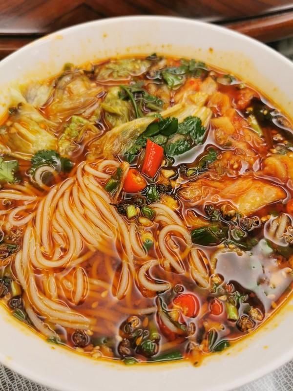  教程|想吃正宗酸辣粉只能点外卖？这个教程学起来！家庭版酸辣粉