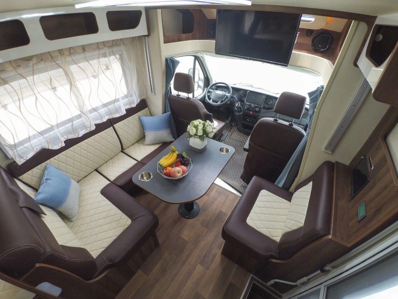  升级版|注重细节工艺，升级版新星依途T600-风尚款房车45.8万起