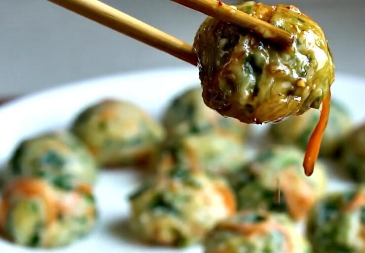 胡萝卜|菜丸子这么做,不腥不散还入味,2口1个,做一盘一点都不剩