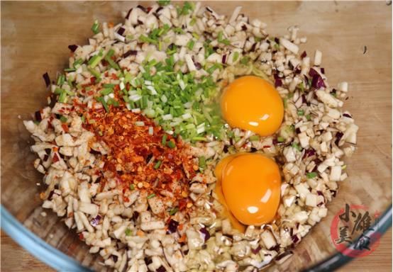  做法|茄子吃了20年，头一次见这做法，一口一个，一上桌孩子抢着吃