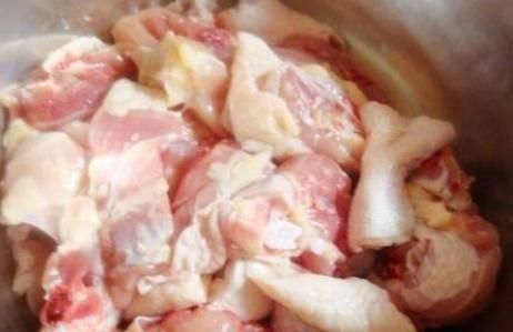  鸡肉|吃鸡肉选公鸡好还是选母鸡好？看完文章再做决定吧