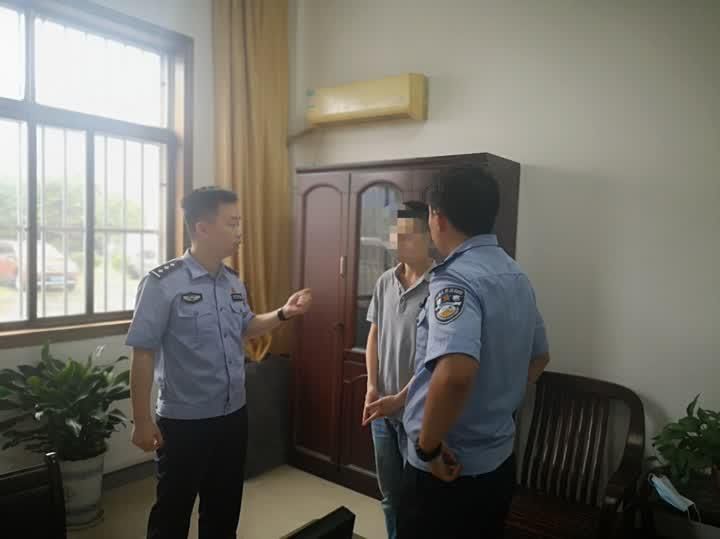 赵先生|花10万块买的五粮液，你这给我寄来的是啥？？？