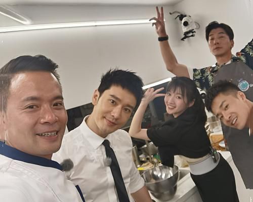  实至名归|《中餐厅》杀青，赵丽颖C位实至名归，杨超越站位让人理解不了