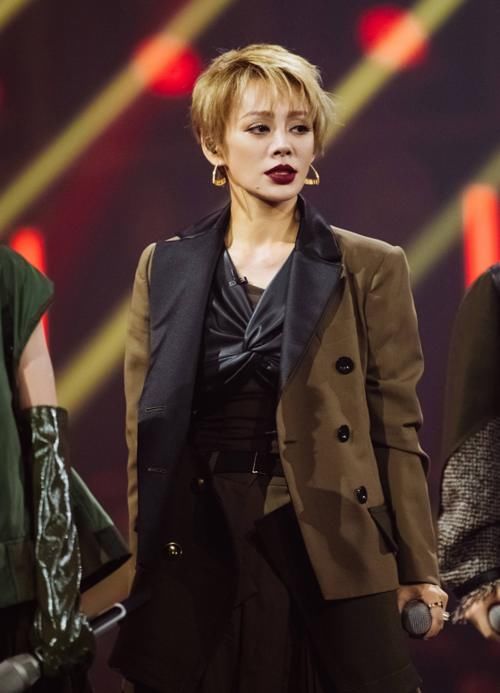 宁静|《乘风破浪的姐姐》排名再次变化,宁静掉到第5,金晨卡8,她第1断层出道