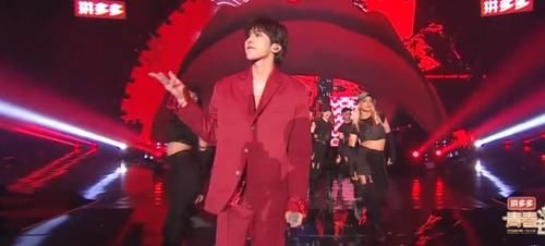  蔡徐坤|朱一龙在掌心画太阳，黄晓明尹正合体营业，蔡徐坤高能压轴有排场