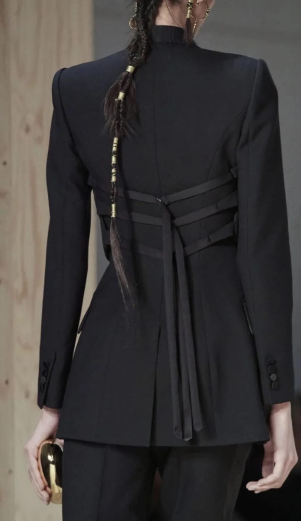 细节|时装背部细节表现丨绝对不能敷衍的背部设计