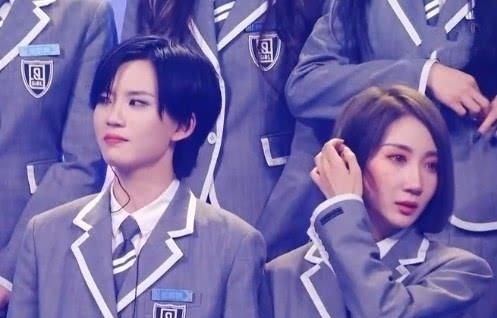 陆柯燃|陆柯燃超乃万二十万票第9出道,所有人都在祝贺,谁注意到Lisa?