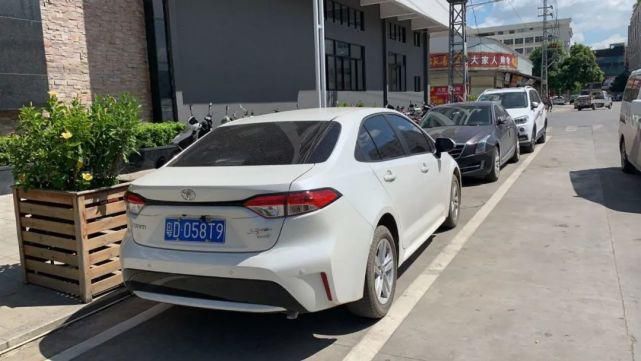 明明|曝光 | 澄海多位车主明明把车停在线内,却还是被抄牌!原来...