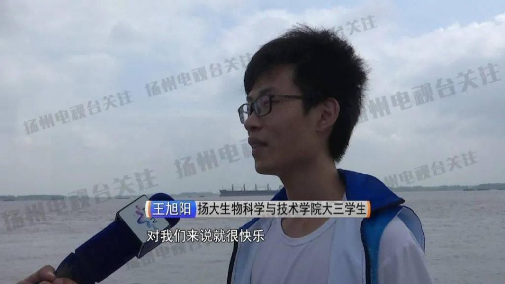 学院大三|长江边“数船” 为江豚“避险”