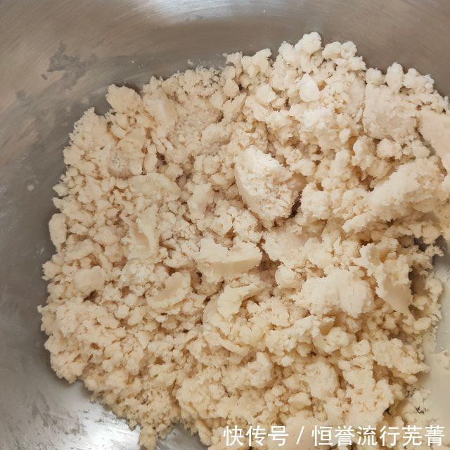 蛋黄|蛋黄酥,自己做的吃着更健康