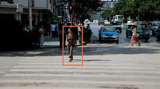 违规行为|又一波行人横穿马路被曝，看看有你认识的吗？