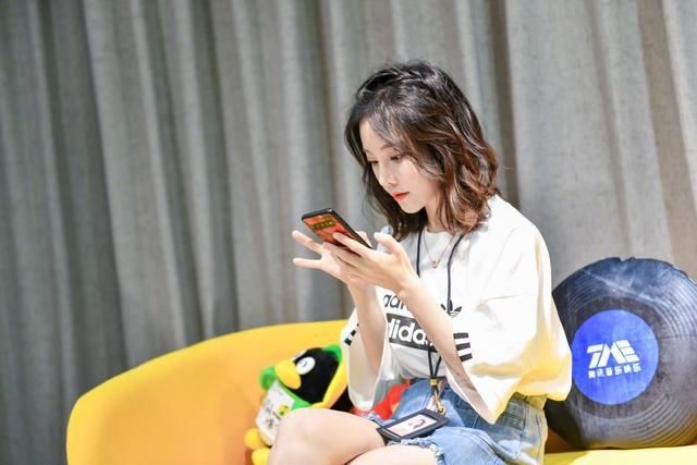  曝光|关于《谢谢爱过》MV曝光，少男少女隐藏着巨大秘密，看哭蘑菇