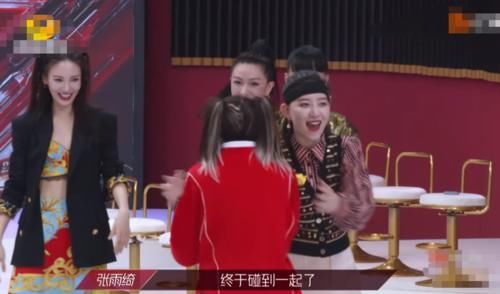 乘风破浪|《乘风破浪的姐姐》两组冲刺总决赛,看到观众喜爱度排名后,输赢很明显