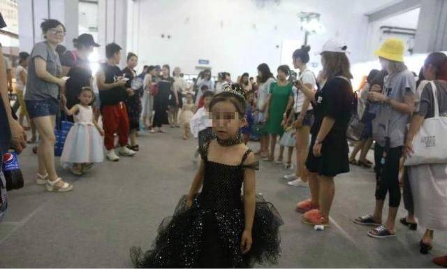  挣钱|曾说“我要养弟弟”，年赚百万的阿拉蕾，如今怎么样了？