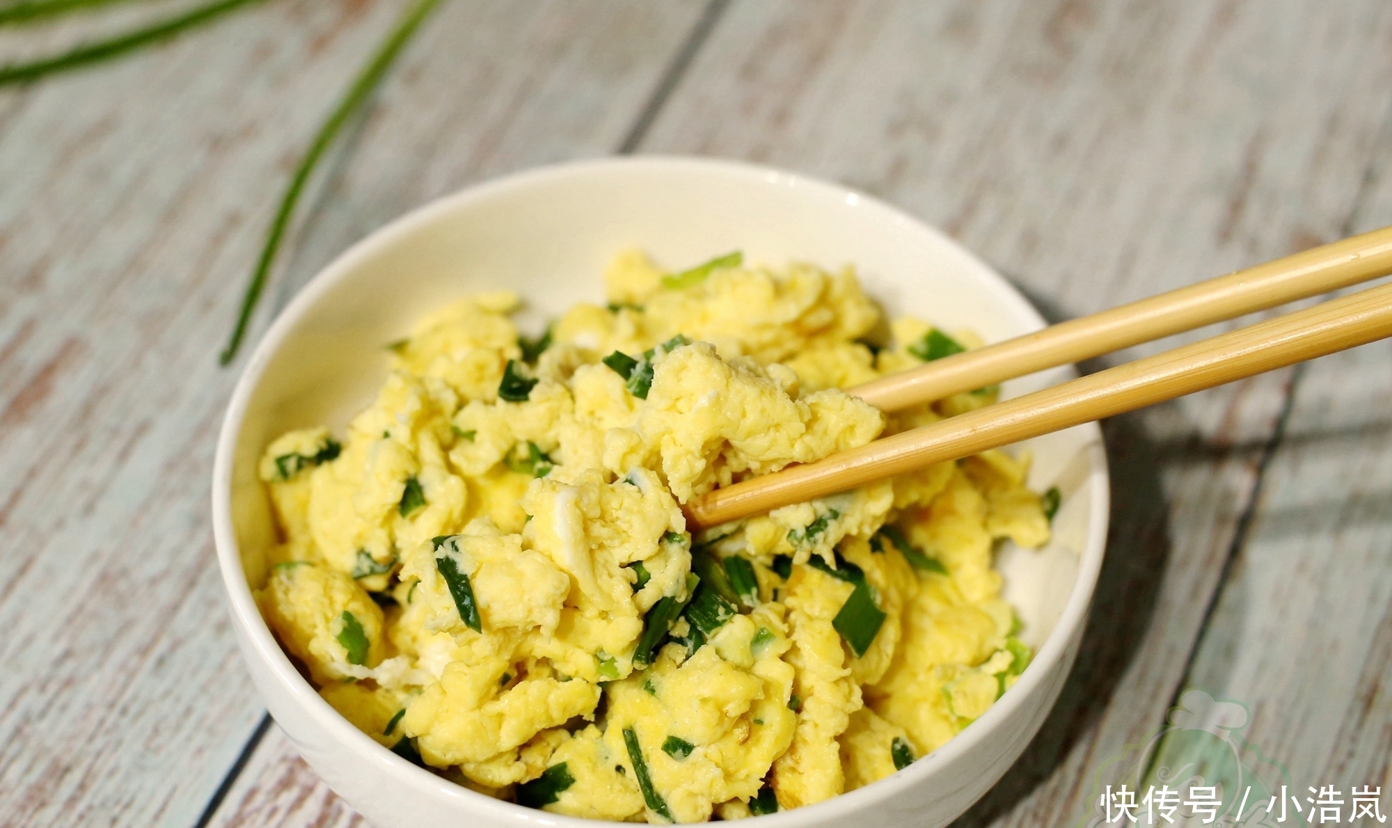  入口|鸡蛋吃了几十年，第一次如此做，不加一滴油，“入口即化”