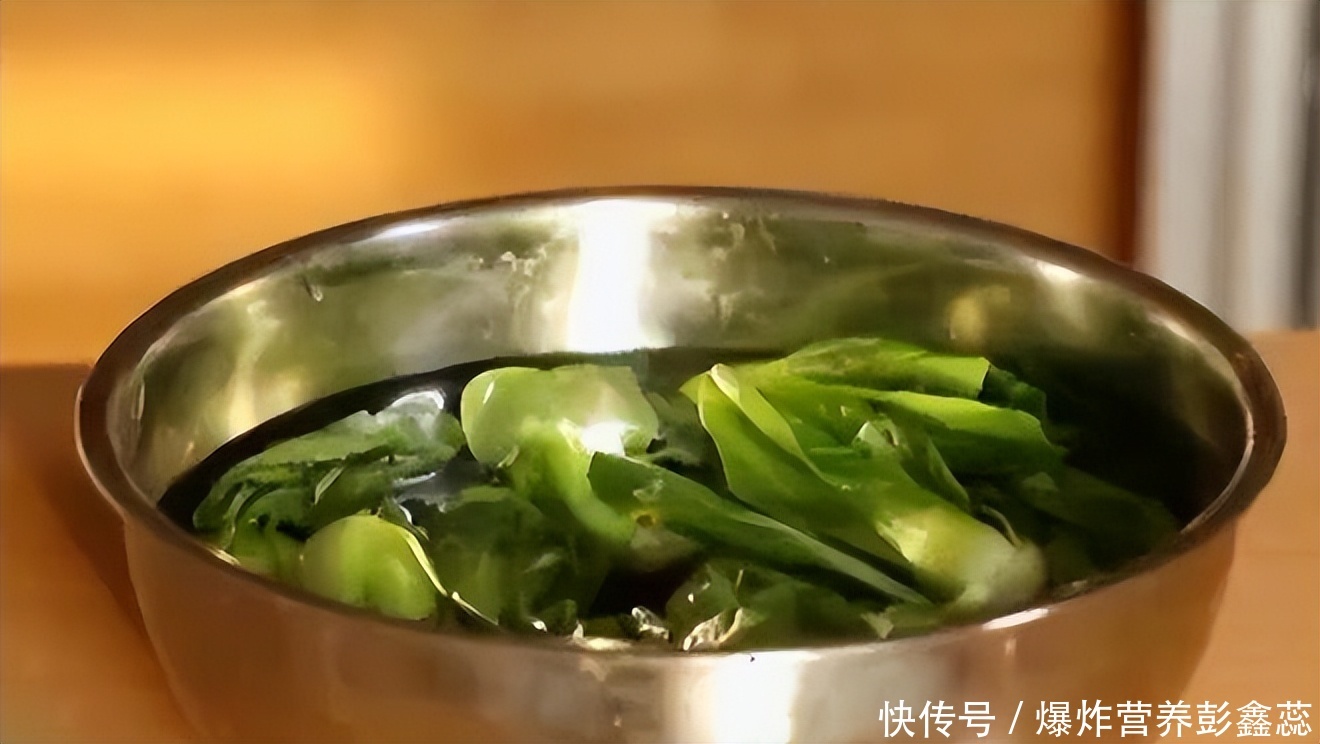 糖尿病人巧吃8种蔬菜血糖更稳(这三类蔬菜，糖尿病患者可以放心大胆吃，有助于稳定餐后血糖)