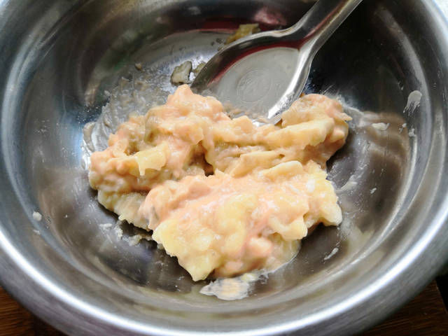  吐司|令孩子着迷的早餐，水果馅、蛋奶皮，不放糖自然香甜，3分钟搞定