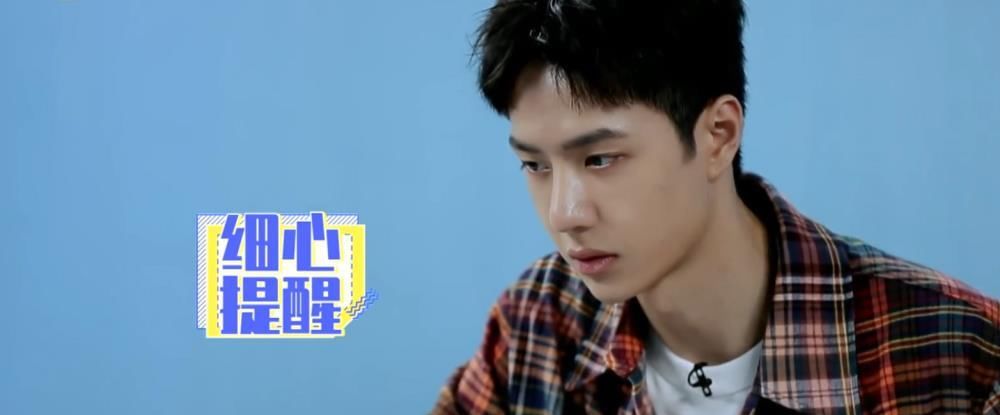  超大|赵丽颖吃超大田螺, 却被王一博给嫌弃? 小声说了句话全场都尴尬了!