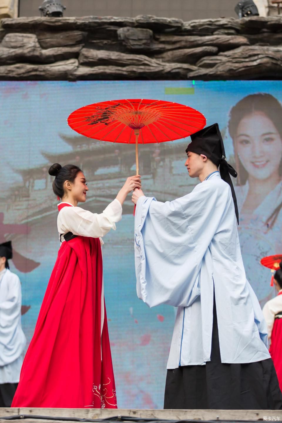  主题酒店|杭州有很多美景与动人的故事，宋城千古情的表演也非常震撼