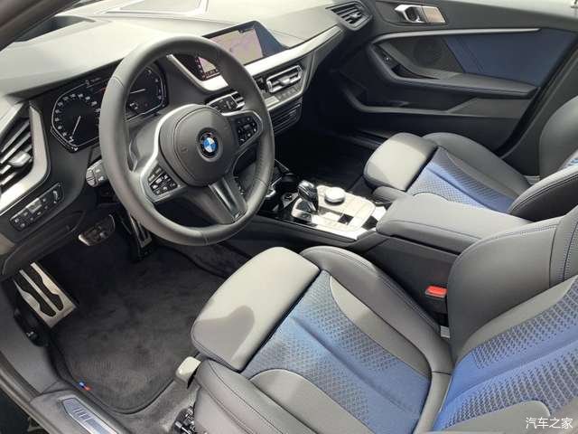  运动|全新宝马1系两厢版，这么运动的造型，怎能不心动呢