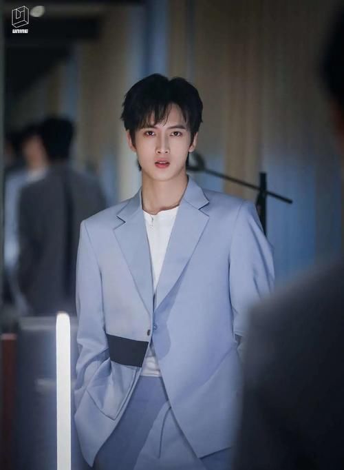  偶像|想要做演员的偶像，就应该被一棒子打死吗？