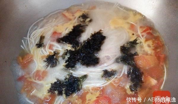 西红柿|教你快手热汤面的食谱,吃一口面,喝一口汤,秋冬季节不怕冷