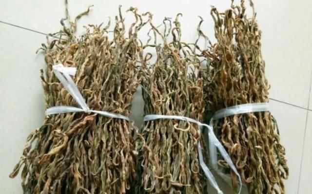 炖着|农村的这些蔬菜可以晒干了,留着冬天炖着吃,你吃过有哪些