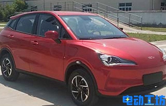  曝光|哪吒第三款新车——哪吒V实车曝光