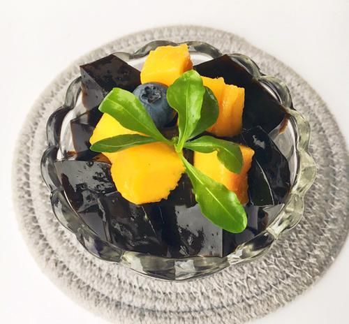  甜品|三伏天这甜品要多吃，几块钱能做一大锅，清凉爽滑，美味又解暑