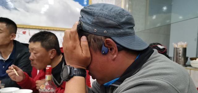  走失|新藏线挑战第二十七天，边牧“拉萨”被主人领走，希望它不再走失