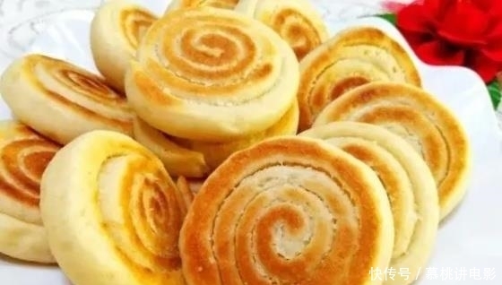 试试|花卷别再蒸着吃了,试试农村厨娘新做法,保准大人小孩都爱吃