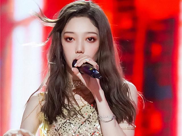  任豪|《超新星运动会》排名，周震南与希林小组第一，赵粤任豪默契满分