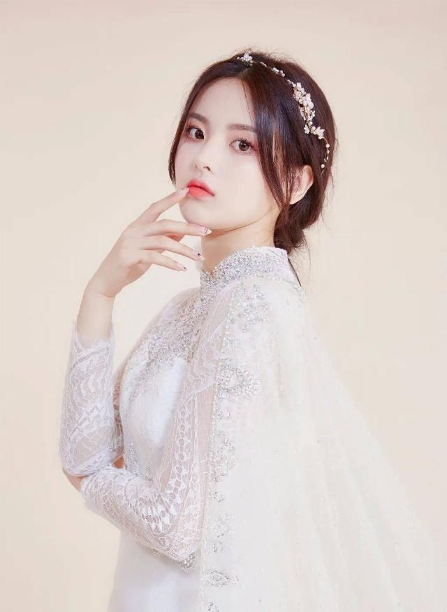  影视|榜妹热线 | 王一博影视、白敬亭存货、杨超越《中餐厅》、R1SE资源、快本新人