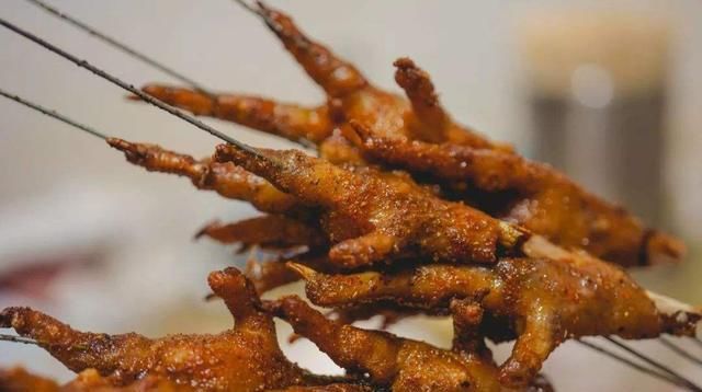 小吃|嗨哥菜谱·朋友们都很喜欢的一道小吃,但是吃完后请记得洗手