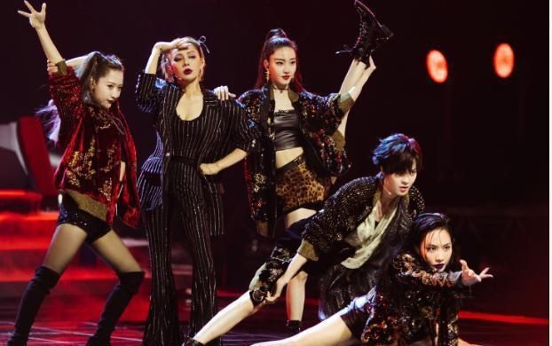  浪姐|《浪姐》三公演：金莎连续两次失误，万茜组却用实力登顶第一