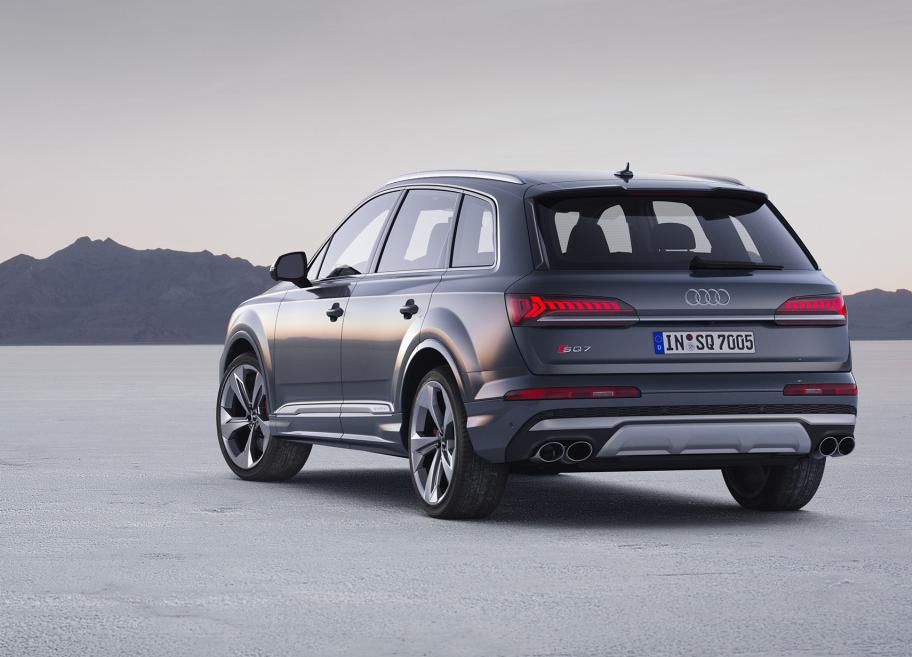 比途|奥迪新将SQ7来袭,4.0T+8AT,搭四驱,比途锐出色,零百4.8S