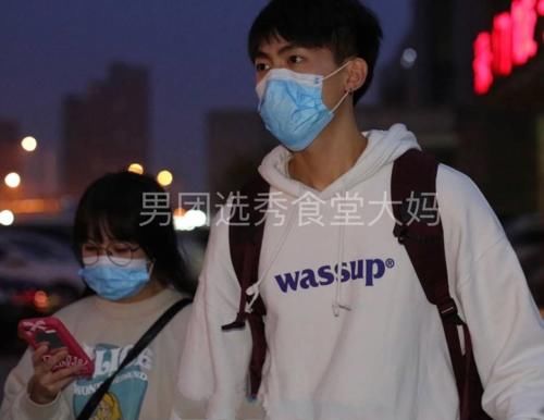  选手|《创造营2021》糊了？选手带女友参加海选，被骂后直言：不去了