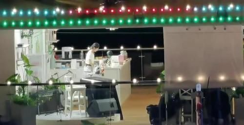  整改|赵丽颖粉丝开撕《中餐厅》，知名大粉胖颖飞刀深夜表态，或逼迫节目组整改