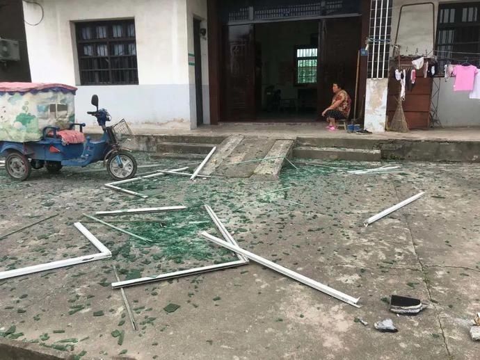 爆炸|住户家中突发爆炸,罪魁祸首竟是家中常用的这类“小罐子”......