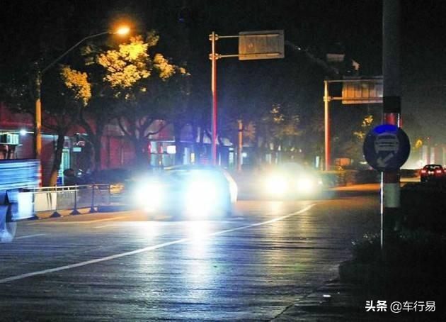 远光灯|乱用远光灯罚款增至1000元！还有车主被判赔偿10万