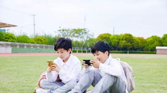  游戏|“孩子沉迷游戏了，我该怎么办？”3个建议，轻松戒掉孩子游戏瘾