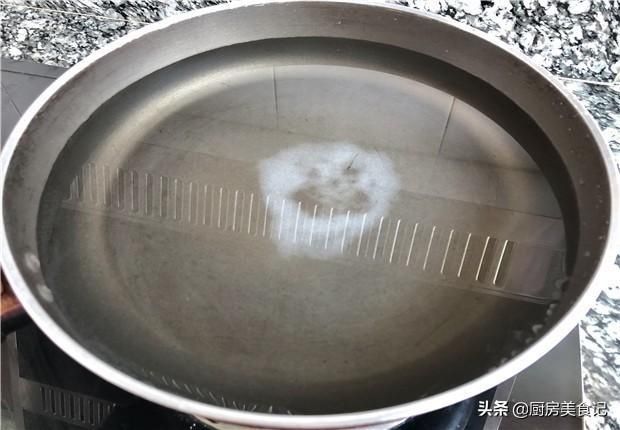  凉粉|手把手教你在家做凉粉，滑嫩劲道，比例和做法都给你，不用出去买