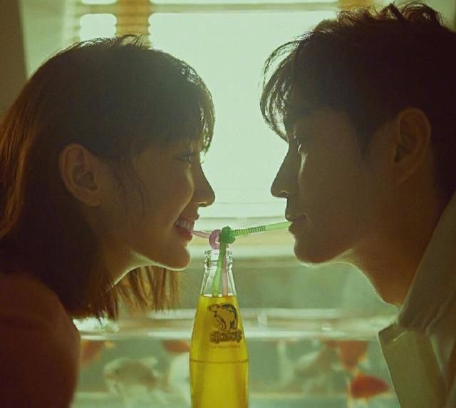  毛晓彤|毛晓彤气质好神奇，和谁都有cp感，女团上衣可以穿成好嫁风